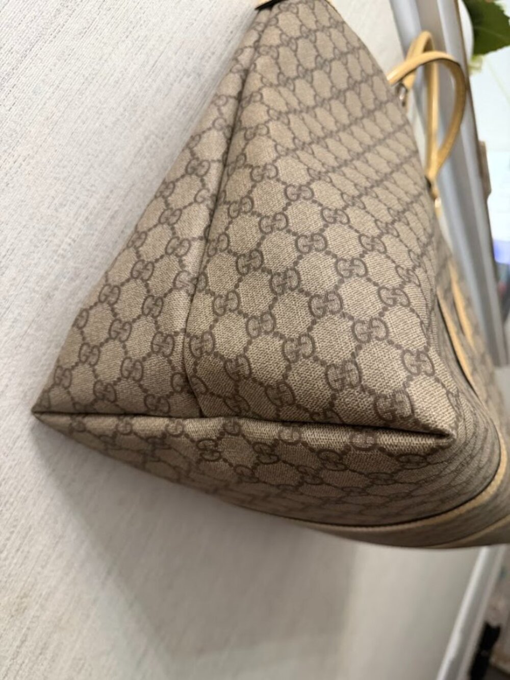 Authentic Gucci GG Canvas Large Tote Bag Beige Monogram Leather Made in Italy - Picture 4 of 16